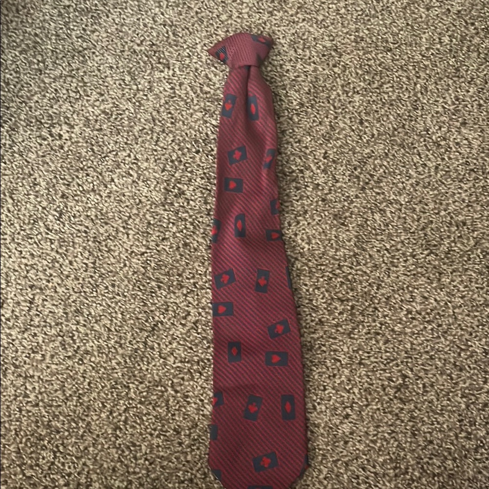 Elegant Burgundy Tie with playing card Pattern